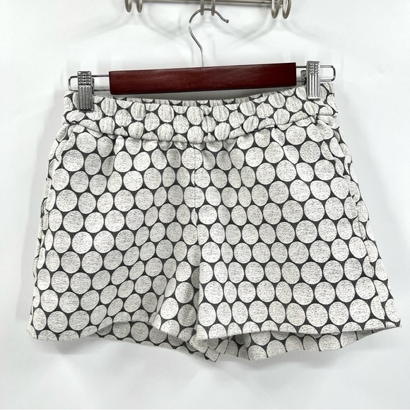 J. CREW FACTORY Woman's Gray & White Polka Dot Casual Shorts Size 0 - Picture 1 of 11